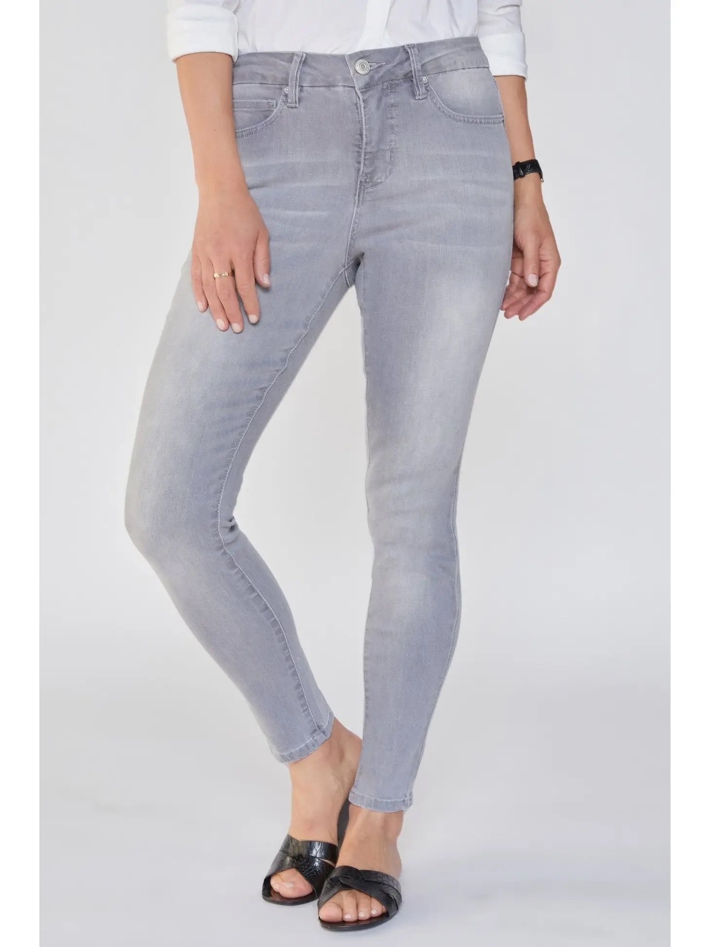 Hallie Skinny Jeans - Missy Curvy Fit – A Little Bird Boutique