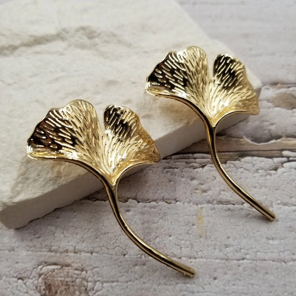 Gold Ginkgo Leaf Stud